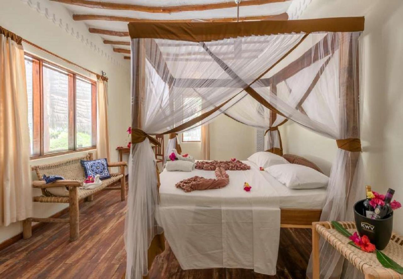 Hakuna Majiwe Beach Lodge Paje Exterior photo